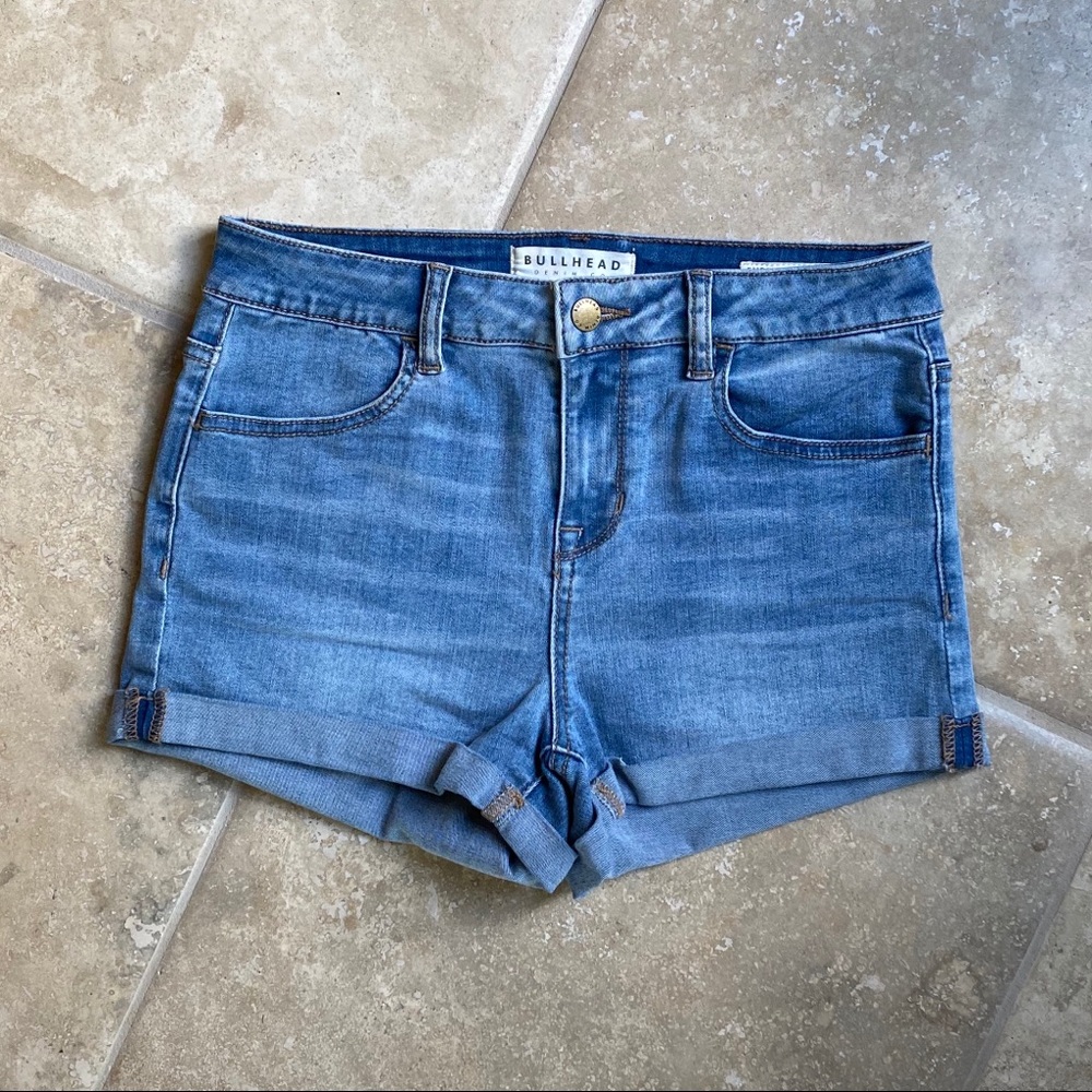 Bullhead Denim Co. Shorts Super Stretch Size 28